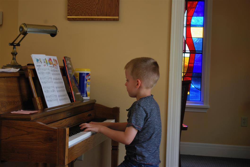 Graham had to play Electronic Game at the recital!